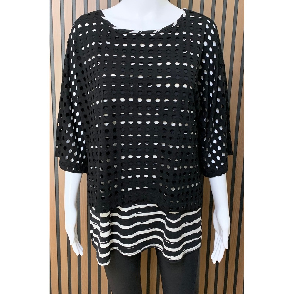 IC by Connie K Womens Black Eyelet Layered Striped Top M Lagenlook USA